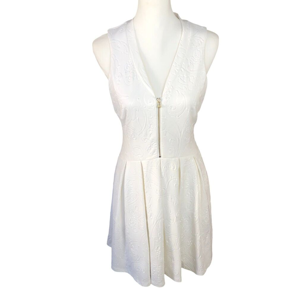 Guess Zip Front White Jacquered Sleeveless‎ Cocktail Party Office Dress Sz 6